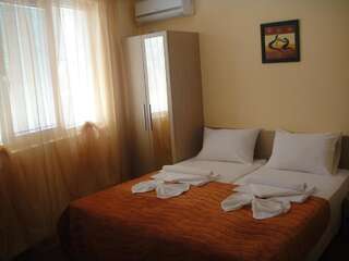 Гостевой дом Villa Maria 2 Черноморец Двухместный номер эконом-класса с 1 кроватью-5